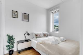 City Center I Stargaze with Telescope - 1