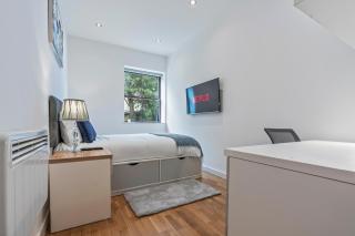 Modern Leeds city centre 2BR Apt - Sleep 8 - Central Station - 6