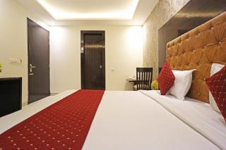 P S Grand By Iconic Near Delhi Aerocity - New Delhi - 5