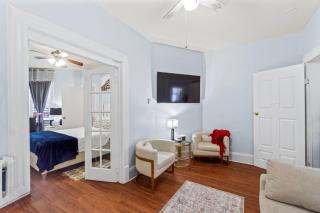 City Vibes Easy Access to NYC & Dinning Walks - Guttenberg - 4