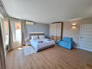 Marina Elegance Apartments - Balchik - 4