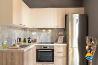 Pame Rentals - 2BD Modern Home Steps from Pasalimani - Pireo - 6