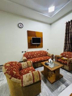 Comfort Rezidor Guest House - Kalar Goth - 3