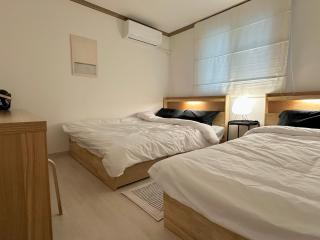 Sinsa station Gangnam ZENO STAY - Seoul - 1