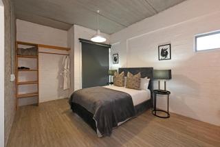 Swift Studios No4 - 9