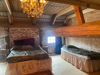 Anno 1782 Unique Romantic Glamping at the Manors Historic Barn - Arnager - 2