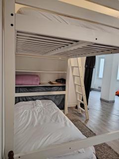 68m2, gare 2 min à pied, Paris et Orly à 15 min - 9