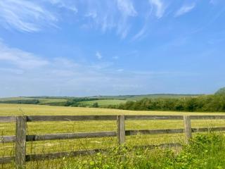 Country Home in Idyllic South Downs - Views, Free Parking for 7 cars, Play room, Steam room, Fire Pit and more - Kingston near Lewes - 8