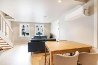 Renovated 2025 - AC & terrace - Historic building - 5