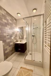 Apartment Mona Warsaw przy stacji metra - Warsaw - 6