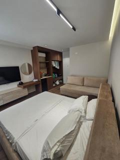 Dejvid's Apartment - Polisi i Vogël - 5