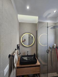 Dejvid's Apartment - Polisi i Vogël - 4