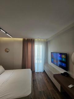 Dejvid's Apartment - Polisi i Vogël - 0