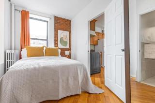 Spacious 3-Bedroom, 2-Bath Apartment in Prime NYC Location - New York - 6
