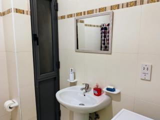 Elegant apartment in Sliema, Malta - 4