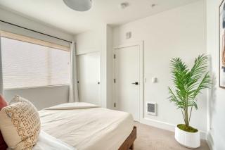 The Cascadia Retreat - Luxury Home - 90 WalkScore - Portland - 3