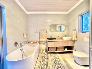 Suburban tranquility - Johannesburg - 2