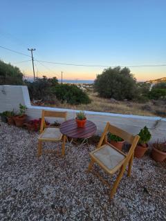 Vasiliki Studio, beautiful new built Appartement 10 km to airport - 1