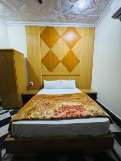 Comfort Rezidor Guest House - Kalar Goth - 7