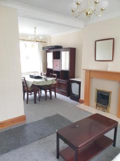 3 bedroom house Gilesgate Durham - - 3