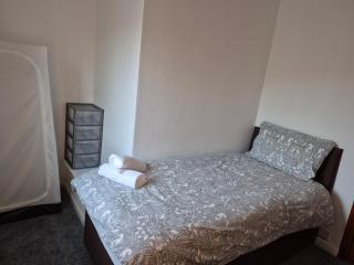 3 bedroom house Gilesgate Durham - - 6