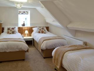 The Farmhouse - 1