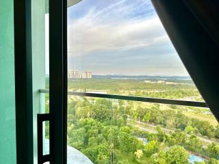 Cozy Suites Hijauan Medini Near Legoland 2B1B - - 5