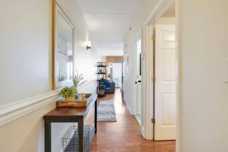 River FRONT | SuperHost | Free Parking! - 0
