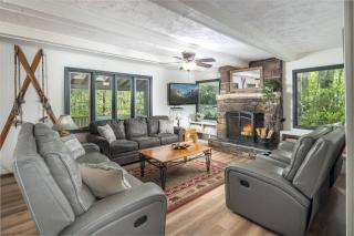 Walk to Sugar Mountain Resort | Cabin | Hot Tub - Sugar Mountain - 2