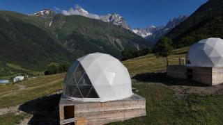 Glamp Peaks Mestia - 9