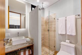 Fabulous Loft With Pool - 5