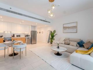 Jumeirah Beach Residences Private Beach & Sea View - 2