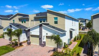 Homey Lakeview with themed Room and 2 Clubhouses - Kissimmee - 2
