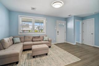 110 E 24Th Ave, Unit C - 8