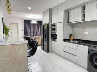 Alexa Cinema Home - 0
