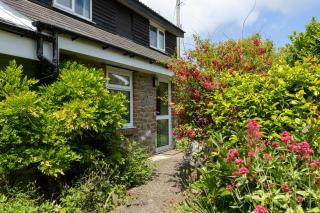 Clover at Gorslwyd - Sound Retreat - Aberporth - 0