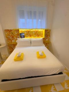 Tender to Carafa - Capri - 0