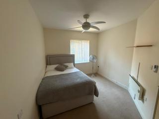 Stylish 1-Bed gated Flat with free Parking and steps from Bournemouth Beach - 3