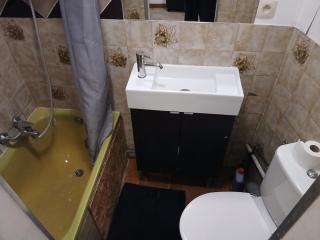 Petit appartement RDC - 1