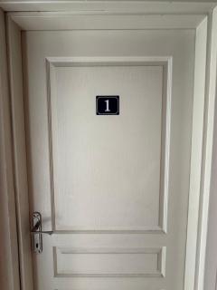 DENY's Apartment - 3