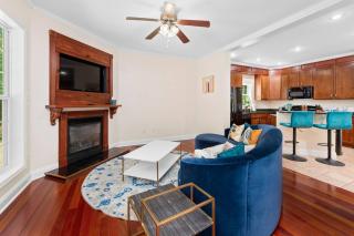 8 Bedroom | Hot Tub | Asheville | Biltmore Lake - Woodside Hills - 5