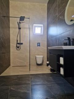 Casa dintre munti - Novaci-Străini - 7