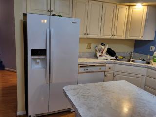 Cara Drive Room - Springdale - 5