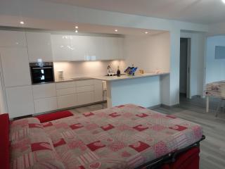 Aurora Lake Apartment - 2