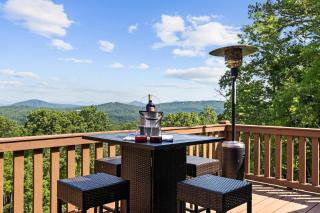 Mtn View and Game Room in Morganton Spacious Cabin! - 0