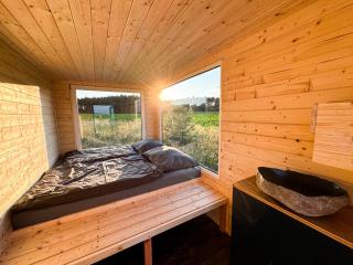 Maringotka uprostřed ničeho - 0