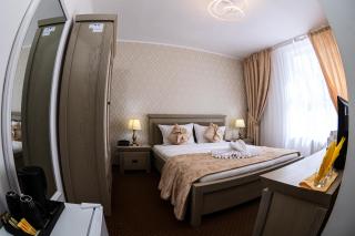 HOTEL CORA Bistrita - Bistriţa - 4