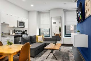 CozySuites Gorgeous 1BR in Downtown Pitts #13 - 4