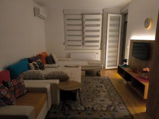 Riverside Ferona apartment with garage - Novi Sad - 7