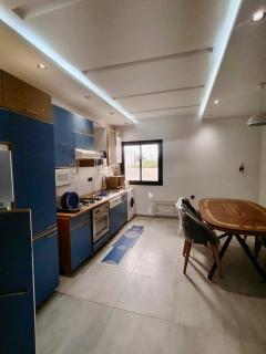 Charming 2-Bedroom Apartment with Garden View Balcony - Hammamet - 3